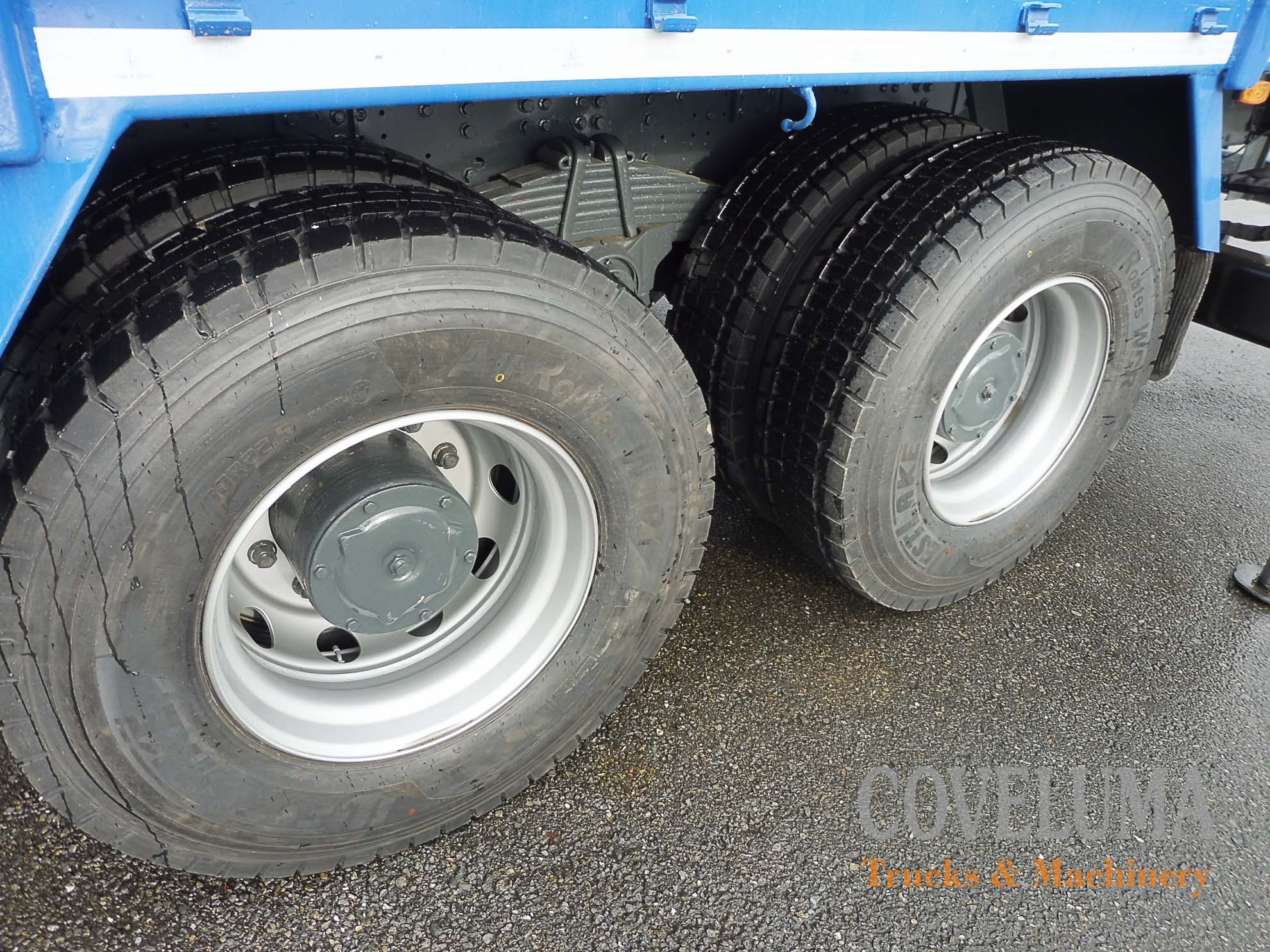 Camión IVECO con grúa PALFINGER PK36002 REF: C2019001