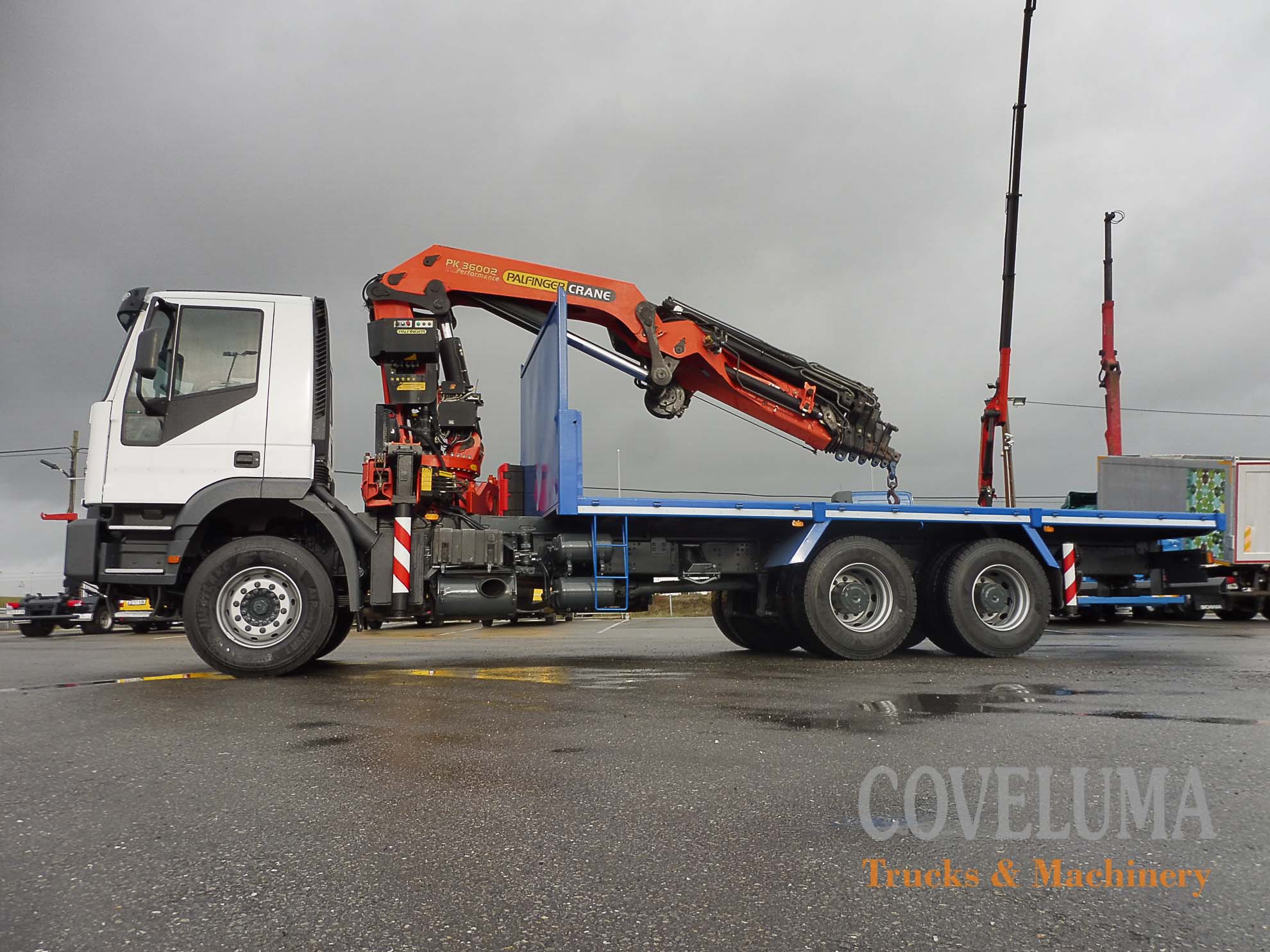 Camión IVECO con grúa PALFINGER PK36002 REF: C2019001