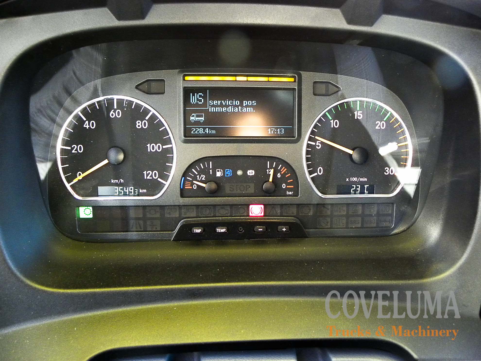 MERCEDES AXOR 1833L CON CARROZADO DE RECOGIDA DE RESIDUOS