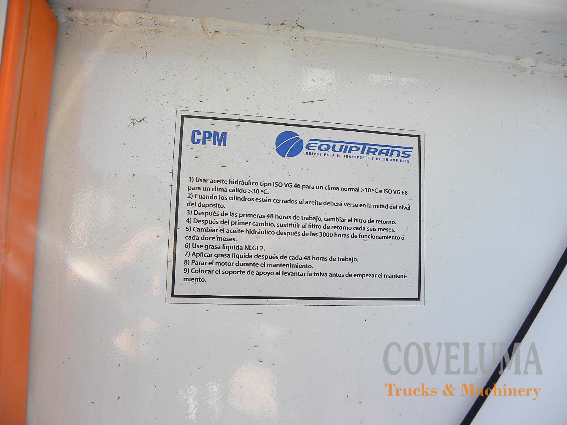 MERCEDES AXOR 1833L CON CARROZADO DE RECOGIDA DE RESIDUOS