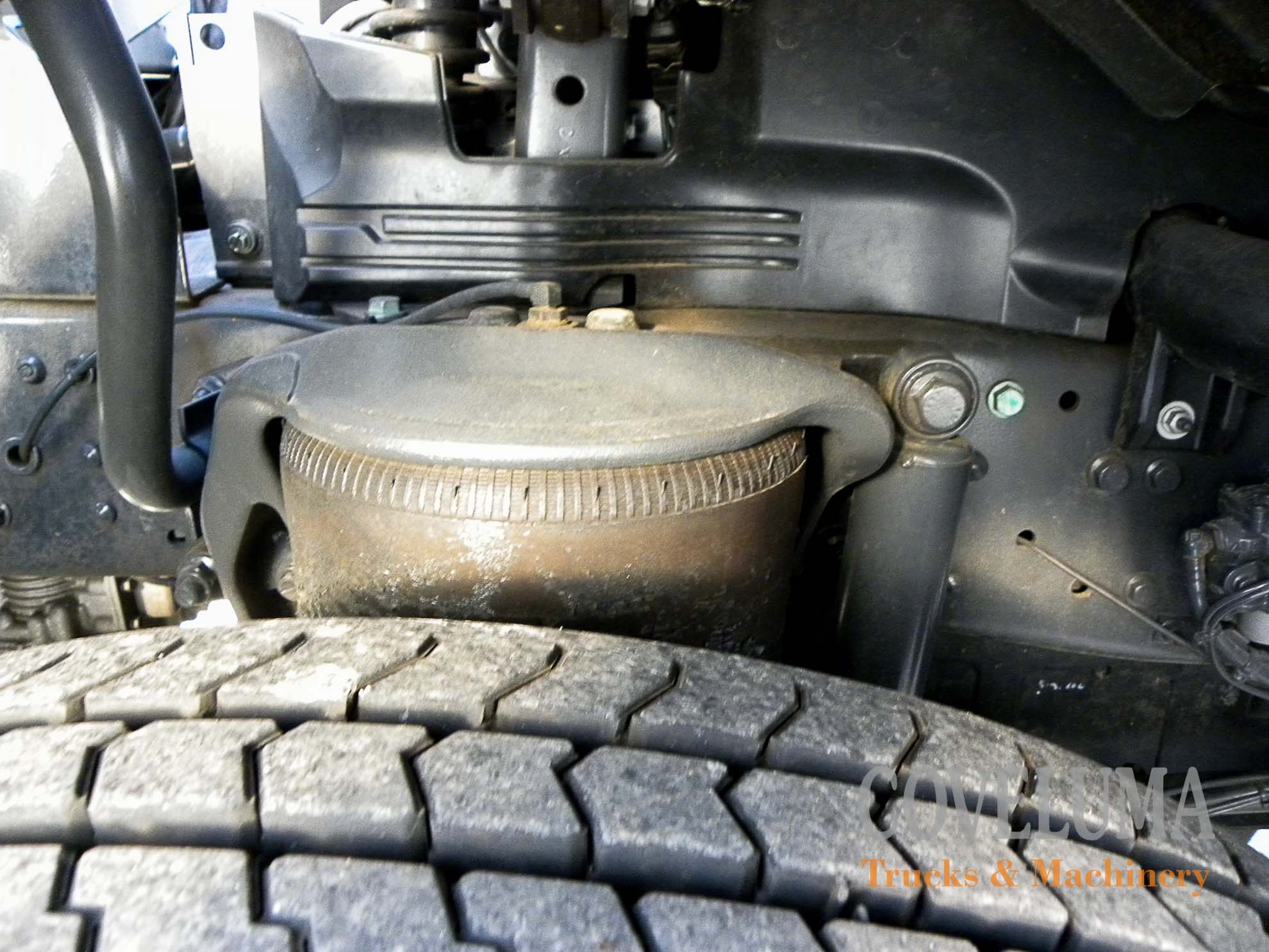 MERCEDES AXOR 1833L CON CARROZADO DE RECOGIDA DE RESIDUOS