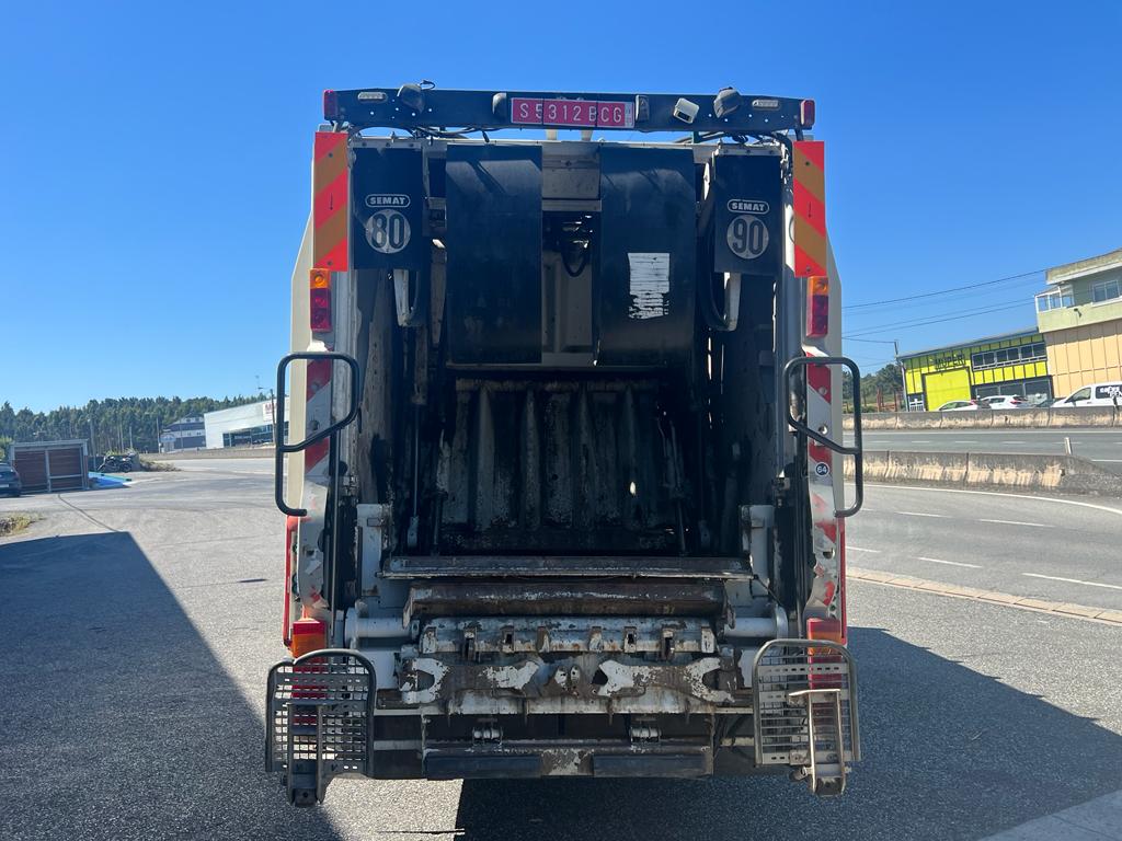 CAMIÓN RENAULT PREMIUM