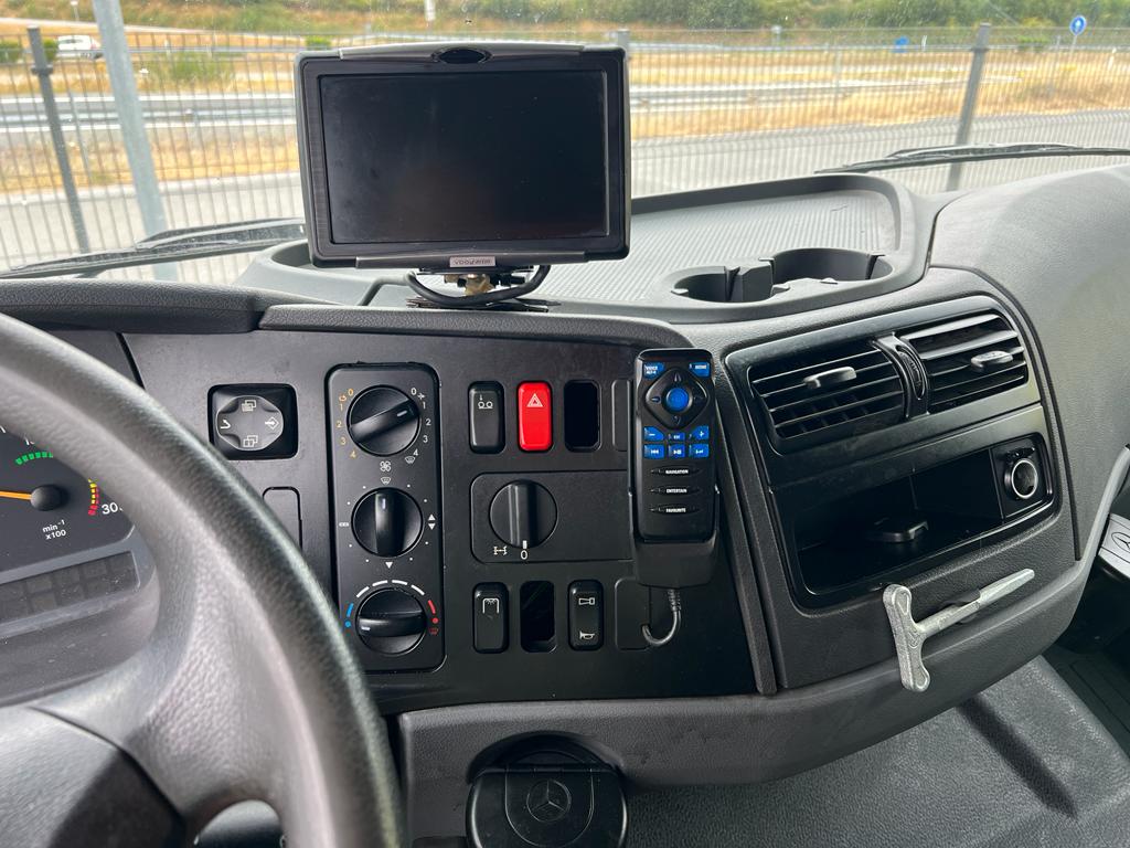 CAMIÓN MERCEDES AXOR