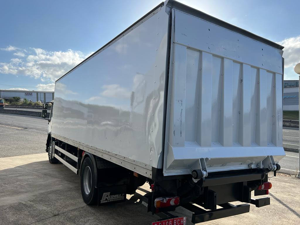 CAMIÓN RENAULT PREMIUM