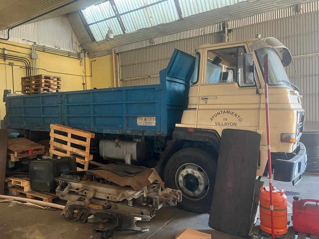 CAMIÓN RENAULT – MOTORES BARREIROS