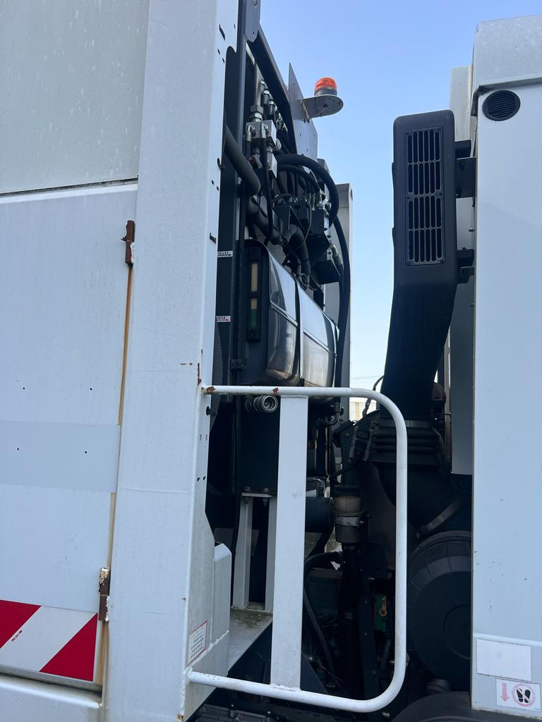 CAMIÓN RENAULT MOD. 280